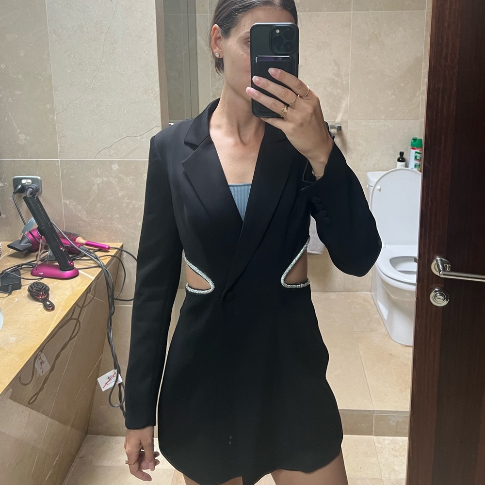Meshki Shyann Diamante Cut Out Blazer Dress in XS - Picture 8 of 11